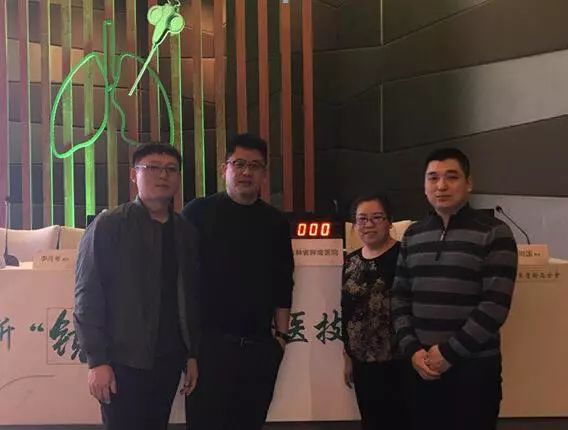 ab6f4e8c5381adf06619e1d8db077618.jpg 0.jpg