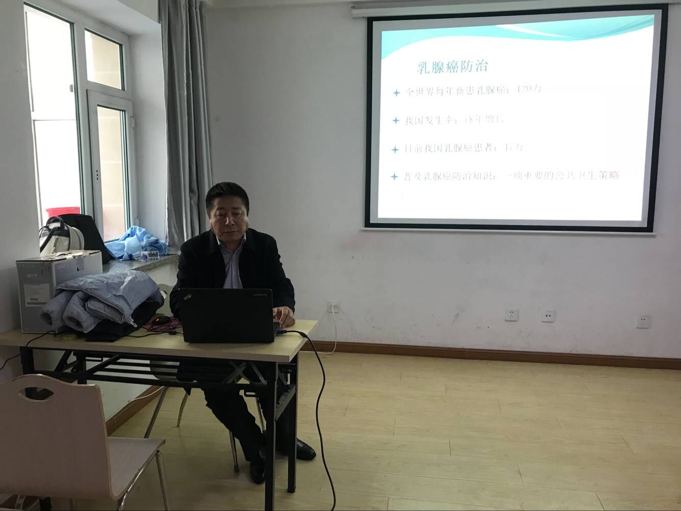 4a73217e8e7e9a409c6d251b04d3a448.jpg 王成.jpg