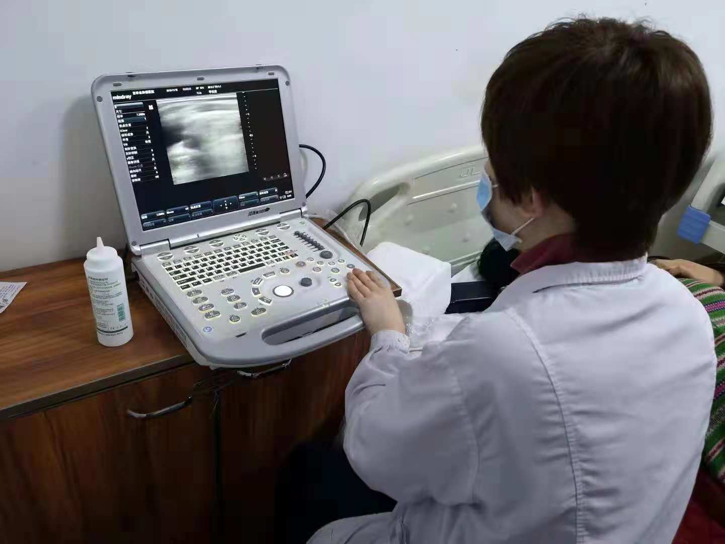 7229232d54fb9a132c6d04d38ad5554c.jpg webwxgetmsgimg.jpg